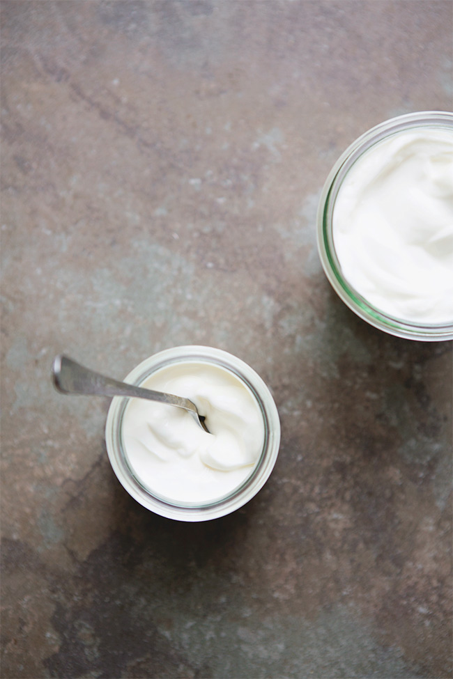 How to Make Homemade Greek Yogurt | via FoodforMyFamily.com