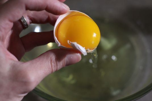 separating egg whites and yolks