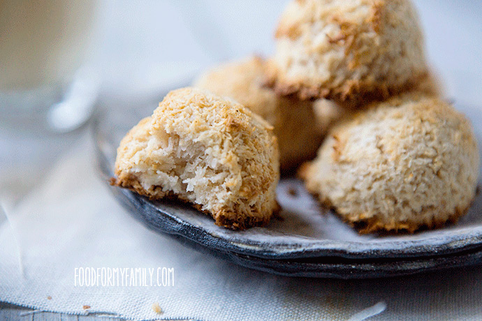 Eggnog Coconut Macaroon #Cookie #Recipe via FoodforMyFamily.com