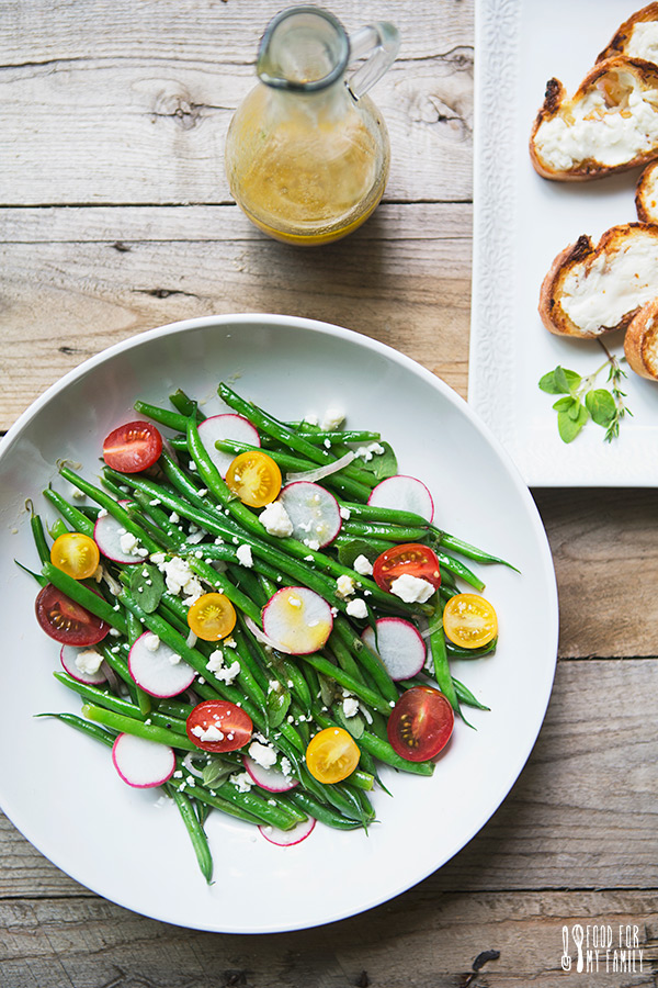 Summer Garden Green Bean Salad with Honey Vinaigrette and Toasted Goat Cheese Crostini #recipe via FoodforMyFamily.com